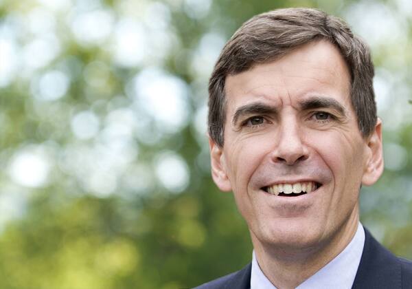 Ministro británico confirma presencia en la asunción de Santiago Peña - ADN Digital