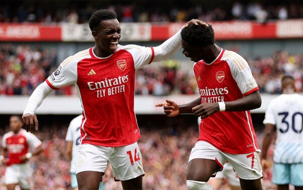 Versus / Arsenal arranca la temporada de Premier League con una victoria sobre el Forest