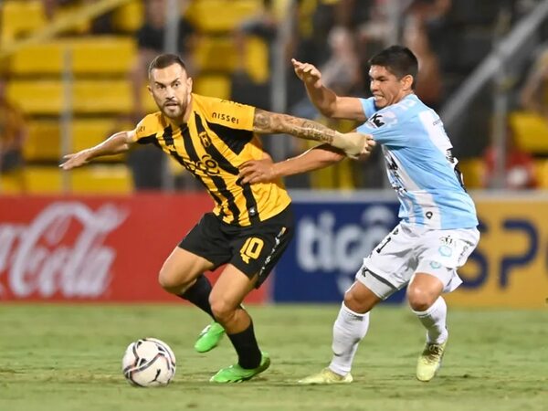 Guaireña, en el estreno de un nuevo técnico, recibe a Guaraní - Fútbol - ABC Color