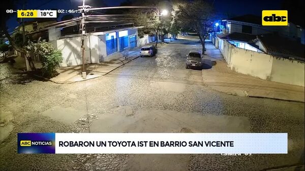 Video: Robaron un Toyota IST en barrio San Vicente - ABC Noticias - ABC Color