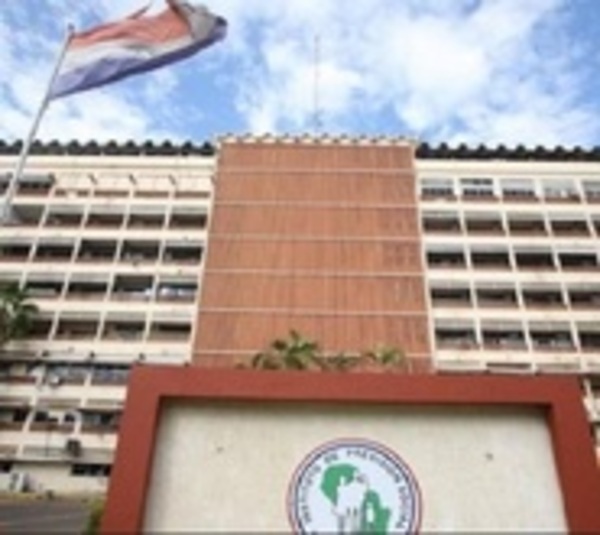 Rechazan posible fusión de IPS con Ministerio de Salud - Paraguay.com