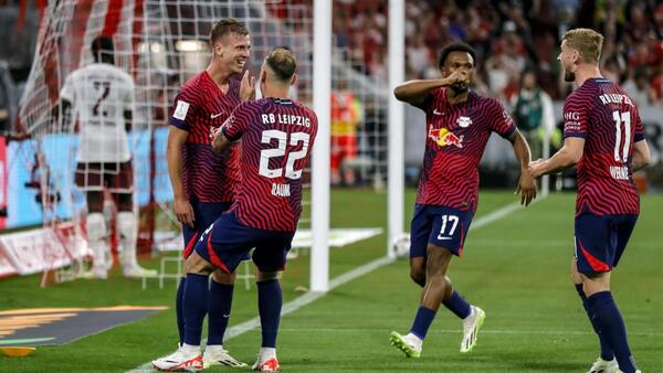 Leipzig destroza al Bayern y levanta la Supercopa