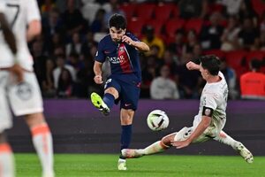 Atasco en la puesta en escena de Luis Enrique - Fútbol Internacional - ABC Color