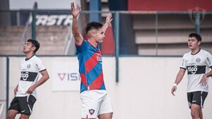 El Ciclón golea en el superclásico de la Reserva