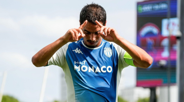 Versus / Imputado por violación, Ben Yedder juega con el Mónaco y marca un doblete