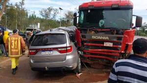 Terrible accidente deja un fallecido y dos derivados en estado delicado