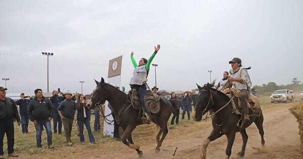 La Nación / Joven amazona es la campeona de la cuarta edición de Marcha Criolla