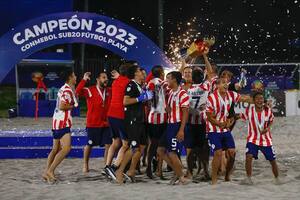 Brújula deportiva: El futbol playa es el estandarte triunfal de la APF - La Tribuna