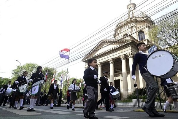Desfile, ferias, gastronomía y festival: ¡Mucha alegría! - Nacionales - ABC Color