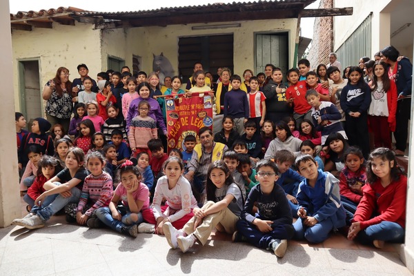 Diario HOY | Agasajan a niños por su día en Fernando de la Mora