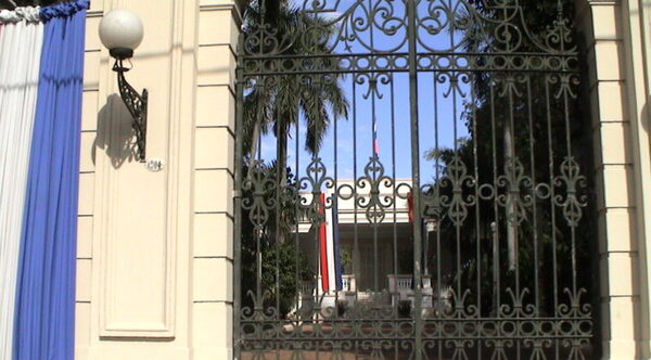 Peña tendrá sus reuniones en Mburuvicha Róga desde hoy