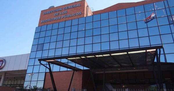 La Nación / Escribanos trabajan en proyecto