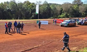 Rally de Colonias Unidas termina en tragedia: rueda desprendida mató a un niño