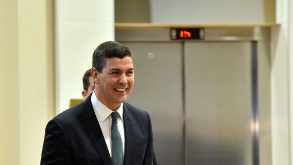 Santiago Peña anuncia que promulgará la derogación del convenio con la UE
