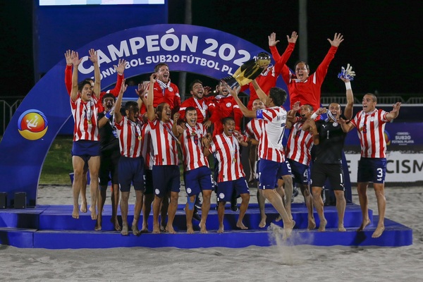 Albirroja Pynandí campeón del Sudamericano Sub 20 de Fútbol de Playa - .::RADIO NACIONAL::.