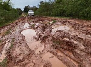 Pobladores rurales claman al MOPC por arreglo de caminos vecinales - Nacionales - ABC Color
