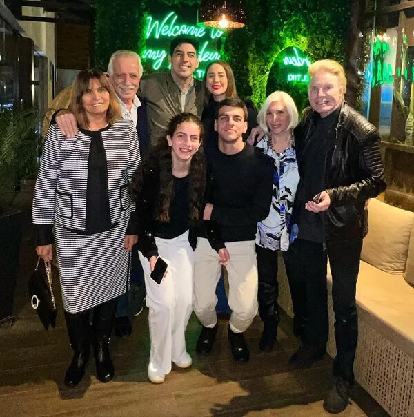 Chiche Corte recibió sus 39 años a pura familia - Gente - ABC Color