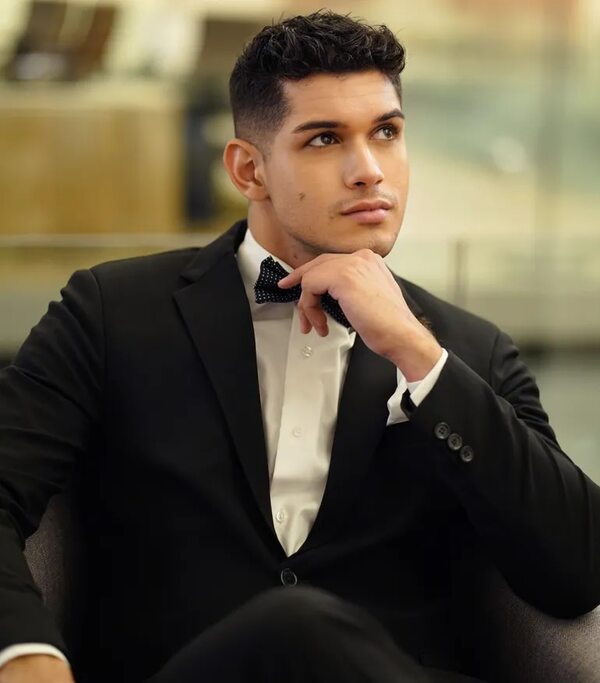 Santiago Rodas nos representará en Mister Earth International - Gente - ABC Color