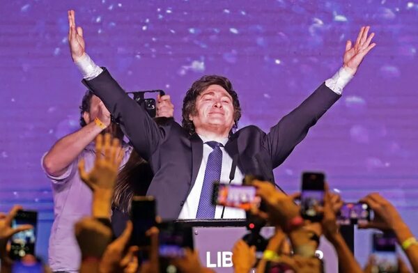 Resultados electorales reflejan que la política argentina migrará a la derecha, dice economista - Nacionales - ABC Color