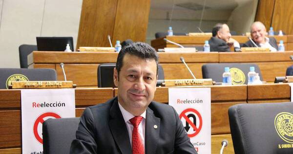 La Nación / D’Ecclesiis juró como gobernador de San Pedro, con la promesa de generar más desarrollo