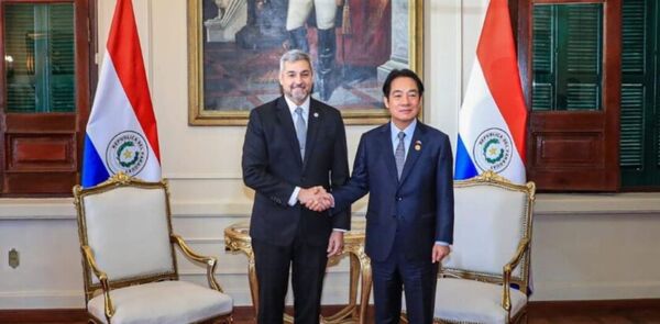 Mario Abdo Ben铆tez se re煤ne con vicepresidente de Taiw谩n, William Lai en su 煤ltima jornada como mandatario - Revista PLUS