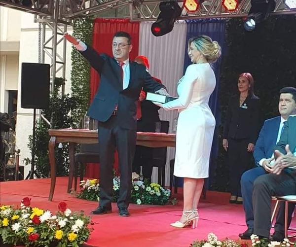 Freddy D’Ecclesiis juró como nuevo gobernador de San Pedro - ADN Digital