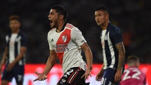 Vélez presenta a Claudio Aquino y ahora va por Robert Rojas