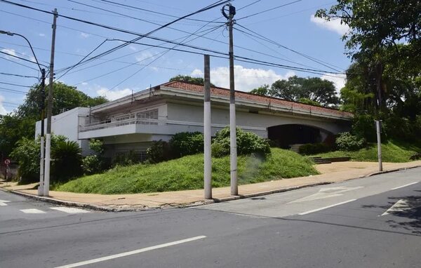 Tres casas de Jenaro Pindú son nuevamente declaradas patrimonio cultural - Nacionales - ABC Color