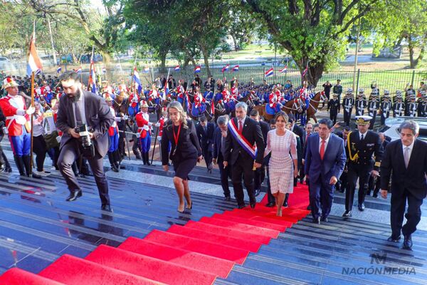 Diario HOY | Marito entregó los atributos y dejó de ser presidente