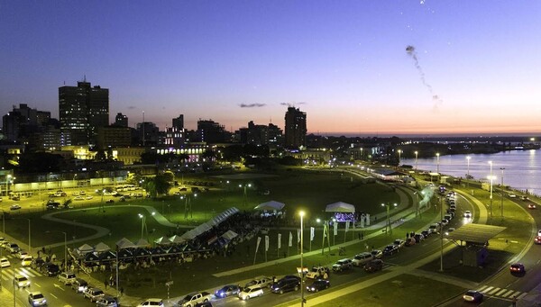 Feria Asunción del Paraguay reúne a emprendedores, artesanos y artistas en la capital del país - trece