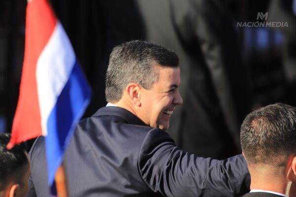 Diario HOY | Peña ya juró y es el nuevo presidente del Paraguay