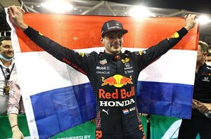 Max Verstappen es campeón del mundo de la Fórmula 1 | 1000 Noticias