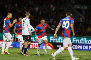 Versus / Cerro Porteño se despide oficialmente de Antonio Galeano