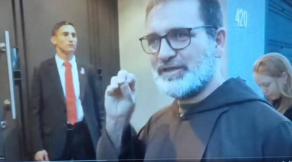 El pa'i que bendijo a Santi Peña antes de jurar como presidente