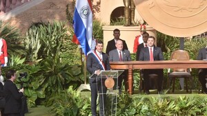 Modernizar educación, 500 mil empleos más y agradecimiento a Cartes: Los ejes del discurso del presidente