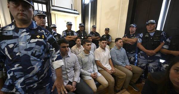 La Nación / Caso Fernando Báez: se realiza audiencia para rugbiers condenados