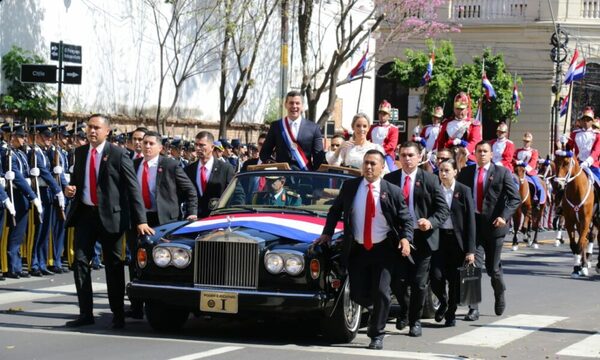 Presidente se trasladó al Te Deum en un Rolls Royce