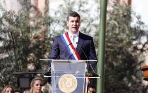 Santiago Peña, nuevo presidente de los paraguayos •