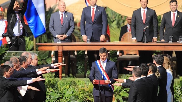 17 ministros juraron con el presidente Peña - Noticias Paraguay