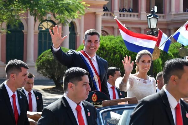 Santiago Peña: docentes esperan cumpla compromisos que había firmado como ministro de Hacienda - Nacionales - ABC Color