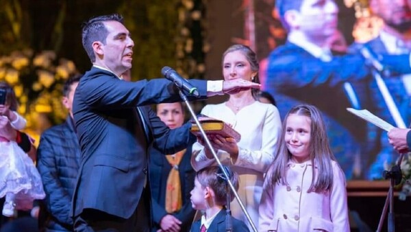 Marcelo Soto jura como nuevo gobernador de Caaguazú