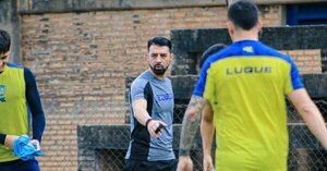 Versus / ¿Julio Cáceres en el interés de Guaraní?