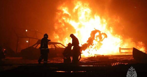 La Nación / Rusia: 35 muertos por incendio en una gasolinera