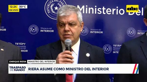 Traspaso de mando: Riera asume como ministro del Interior - ABC Noticias - ABC Color