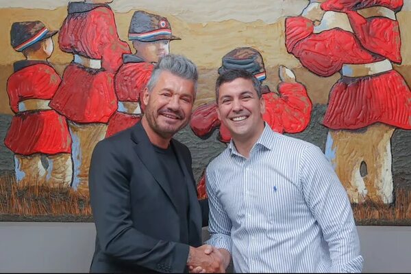 Tinelli a Santiago Peña: “¡Vamooos, Santi querido!” - Gente - ABC Color