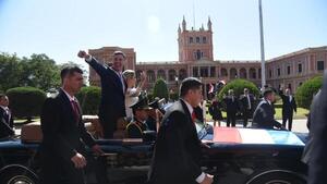 Imágenes del colorido traspaso presidencial 2023