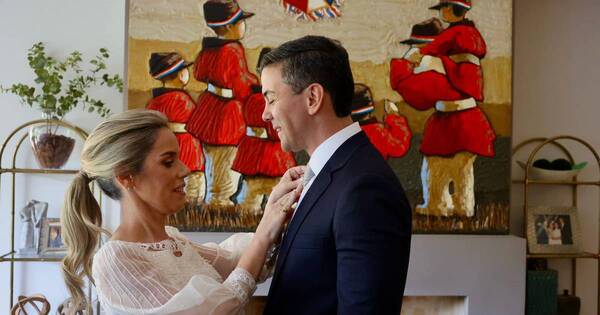 La Nación / Primera dama, presente en todos los detalles para la asunción de Santiago Peña
