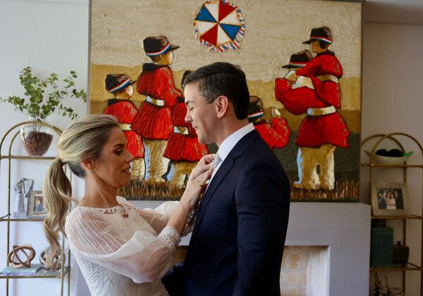 Diario HOY | De la Primera Dama al presidente Peña: “Siempre a tu lado”