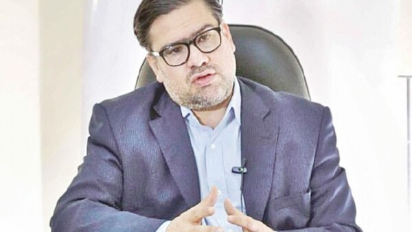 Ministro saliente resalta varios ítems de su gestión
