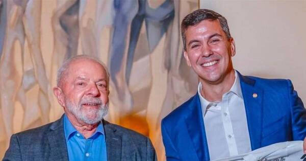 La Nación / Santiago Peña y Lula da Silva, unidos por la pasión al fútbol